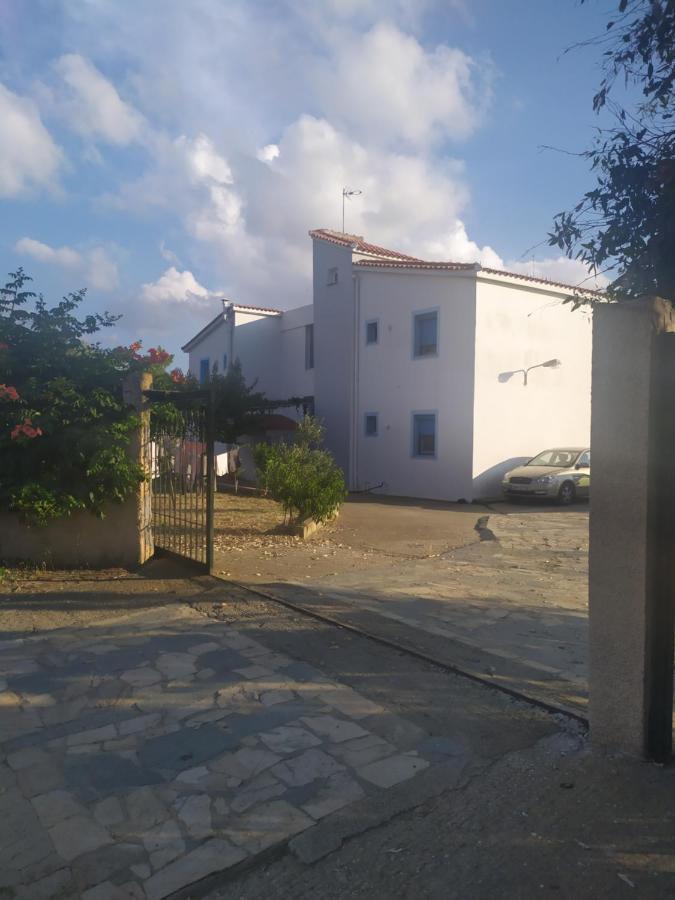 Seaview Saravari Studios Agios Alexandros Eksteriør billede